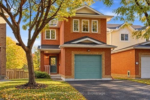 37 Tobermory Cres, Kanata, ON, K2K2S2 | Card Image