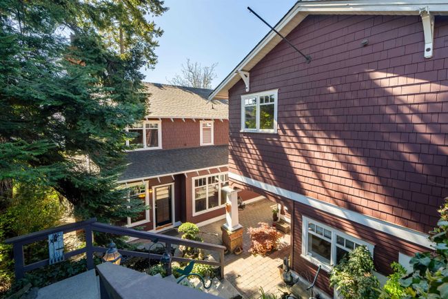 14732 Upper Roper Avenue, House other with 4 bedrooms, 3 bathrooms and 3 parking in White Rock BC | Image 33