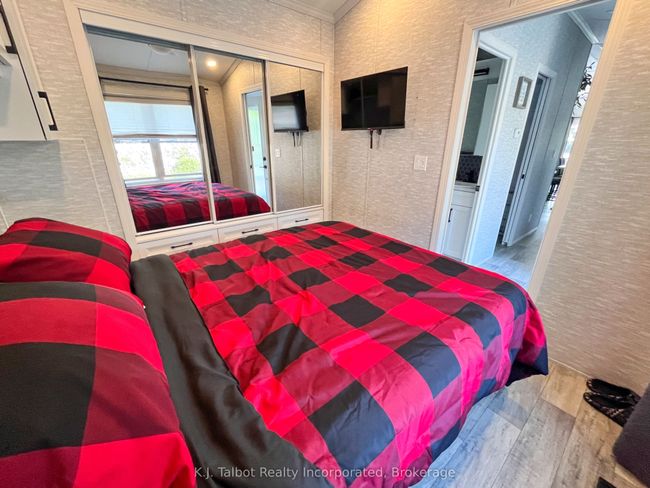 100 N Harbour Rd W, Home with 2 bedrooms, 1 bathrooms and 1 parking in Goderich ON | Image 28