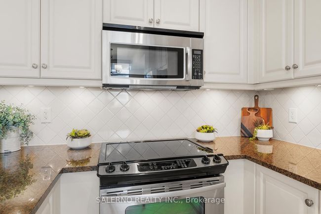 311 - 9245 Jane St, Condo with 2 bedrooms, 2 bathrooms and 1 parking in Vaughan ON | Image 21