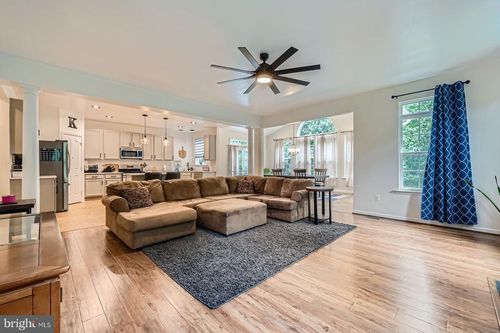 30 Shady Tree Ct, DELTA, PA, 17314-7928 | Card Image