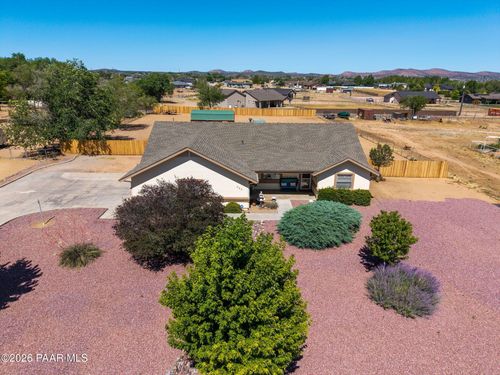 522 Grove Ln, Chino Valley, AZ, 86323-6901 | Card Image