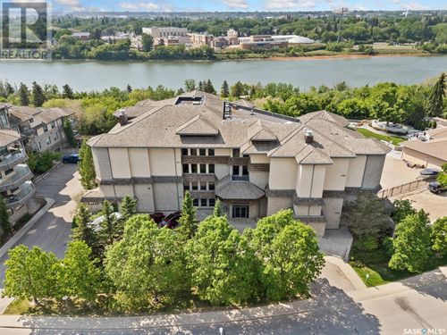 201-615 Saskatchewan Cres W, Saskatoon, SK, S7M0A5 | Card Image