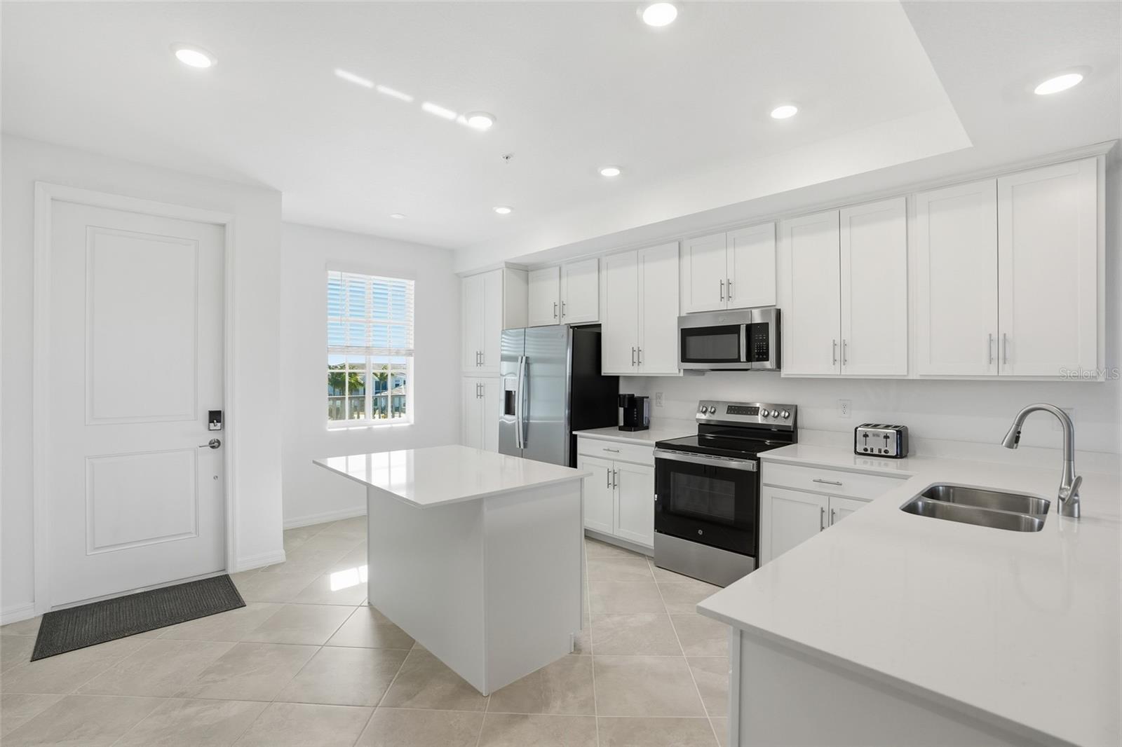 Residential in PUNTA GORDA 5