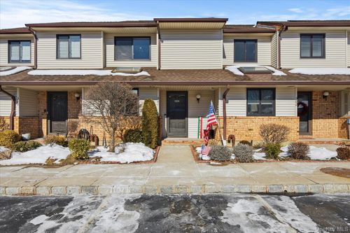 201-201 Poplar Ct, Wantagh, NY, 11793-2767 | Card Image