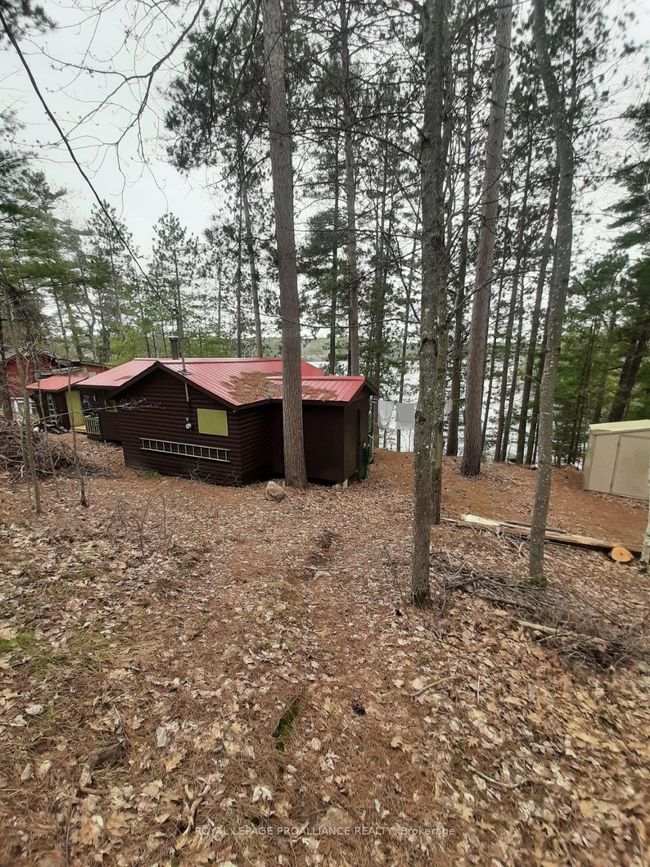 102 Mazinaw Lake, House other with 2 bedrooms, 1 bathrooms and null parking in Cloyne ON | Image 4