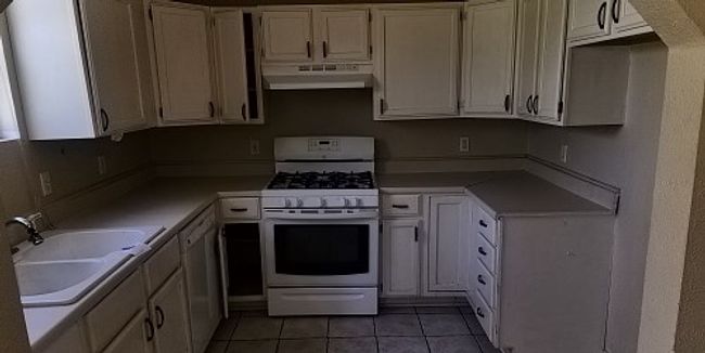 Kitchen | Image 4