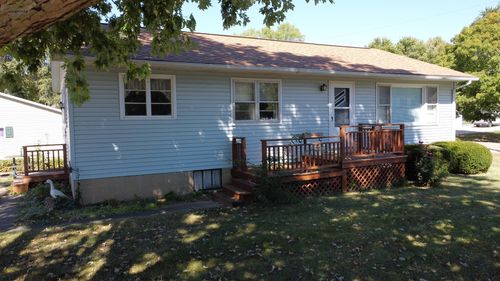 307 E Main St, Elmwood, IL, 61529-9110 | Card Image