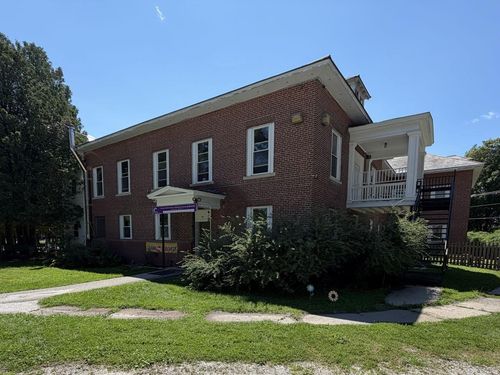 34 Faivre Cir, Brandon, VT, 05733-4461 | Card Image