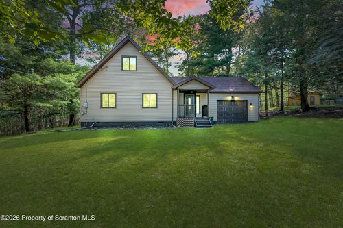 26 Fir Ln, Thornhurst, PA, 18424-7993 | Card Image