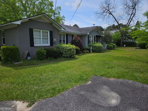 1306 S Dogwood Dr, Nashville, GA, 31639-2646 | Card Image