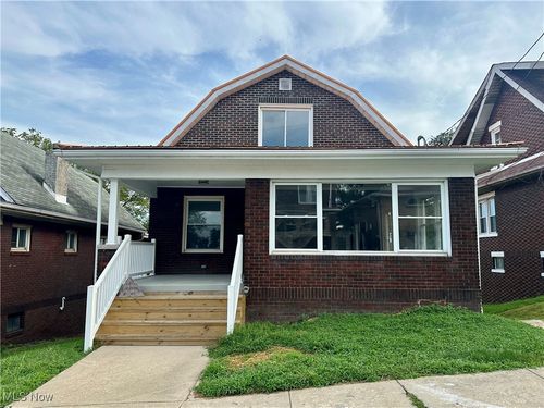 121 Pikeview Rd, Weirton, WV, 26062-3235 | Card Image