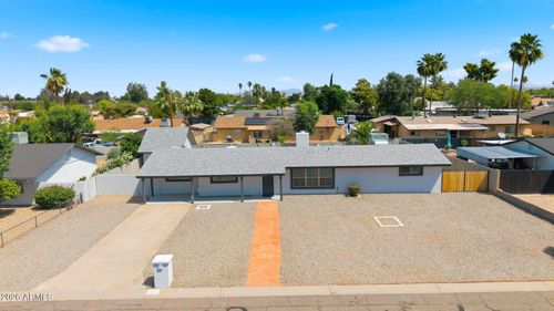 4240 E Desert Cactus Street, Phoenix, AZ, 85032 | Card Image