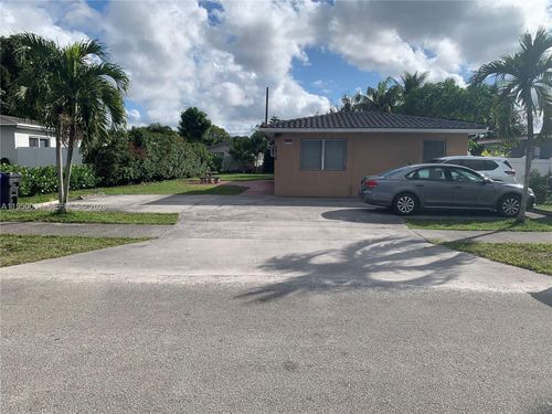 north-5616 Arthur St, Hollywood, FL, 33021-5133 | Card Image