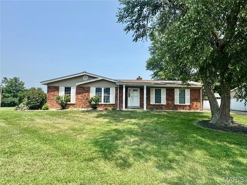 3417 Robyn Ann Dr, Saint Charles, MO, 63303-6422 | Card Image