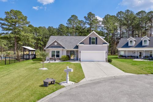 4177 Charleston Oaks Dr, Loris, SC, 29569-4639 | Card Image