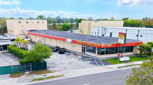 9621 S Dixie Hwy, Pinecrest, FL, 33156 | Card Image