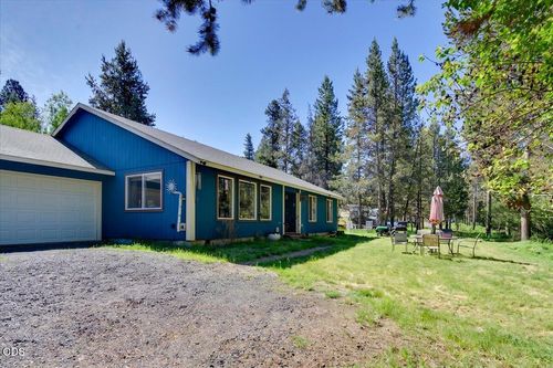 16801 Gross Dr, Bend, OR, 97707-2517 | Card Image