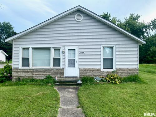 1120 E Stotlar St, Herrin, IL, 62948-4015 | Card Image