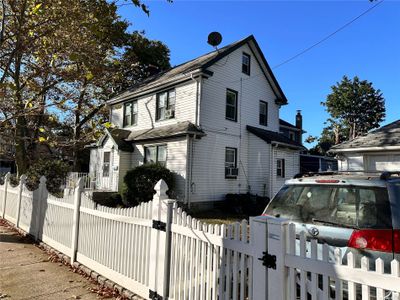 112-02 Witthoff Avenue, House other with 5 bedrooms, 3 bathrooms and null parking in Queens Village NY | Image 3