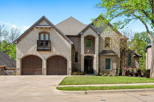 2715 White Oak Dr, Grapevine, TX, 76051-2676 | Card Image