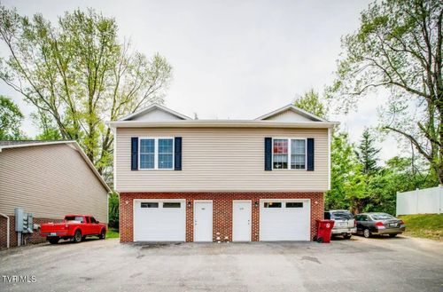 301-169 E Grand Ave, Johnson City, TN, 37601-5609 | Card Image