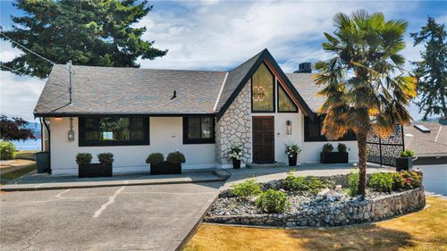 299 Gill Rd, Ladysmith, BC, V9G1X9 | Card Image