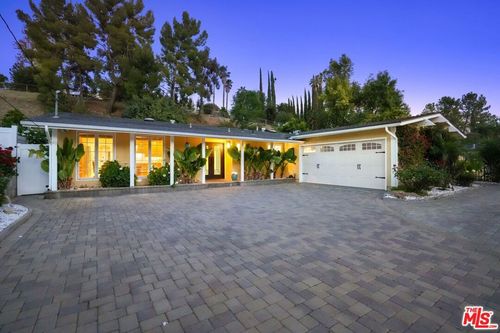 7152 Pomelo Dr, West Hills, CA, 91307-1216 | Card Image