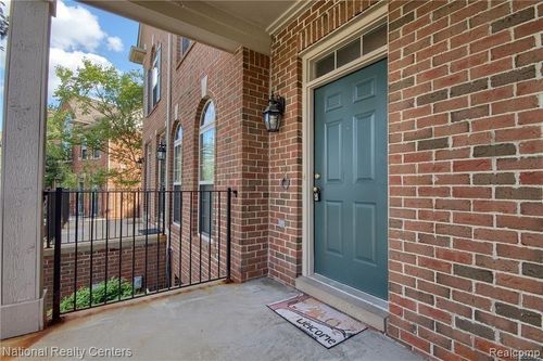 39637 Springwater Dr, Northville, MI, 48168-3963 | Card Image