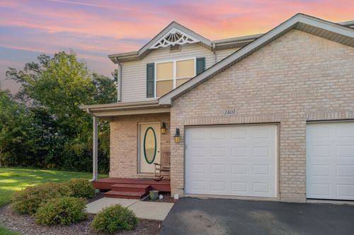 1401 Rhett Pl, Woodstock, IL, 60098-4330 | Card Image