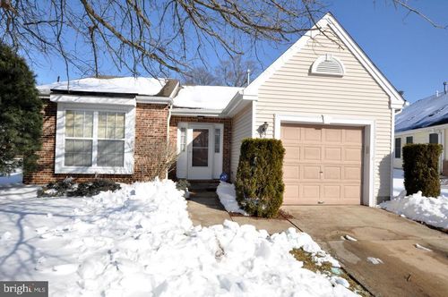 42 Clifford Ct, MOUNT LAUREL, NJ, 08054-6955 | Card Image