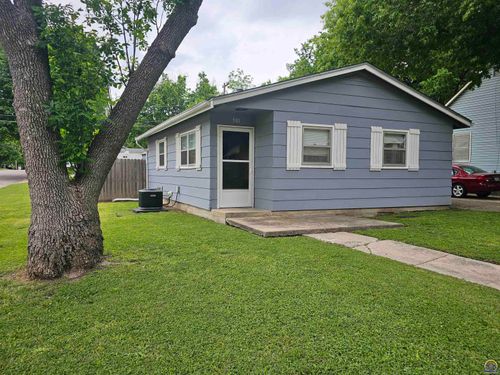 501 Arundel St, Emporia, KS, 66801-4250 | Card Image
