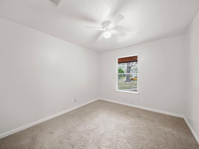 Guest Bedroom #1 | Image 8