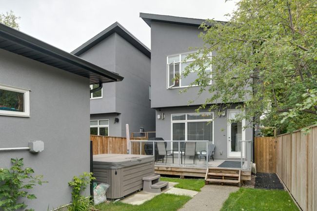 507 37 Street Sw, Home with 5 bedrooms, 4 bathrooms and 3 parking in Calgary AB | Image 39