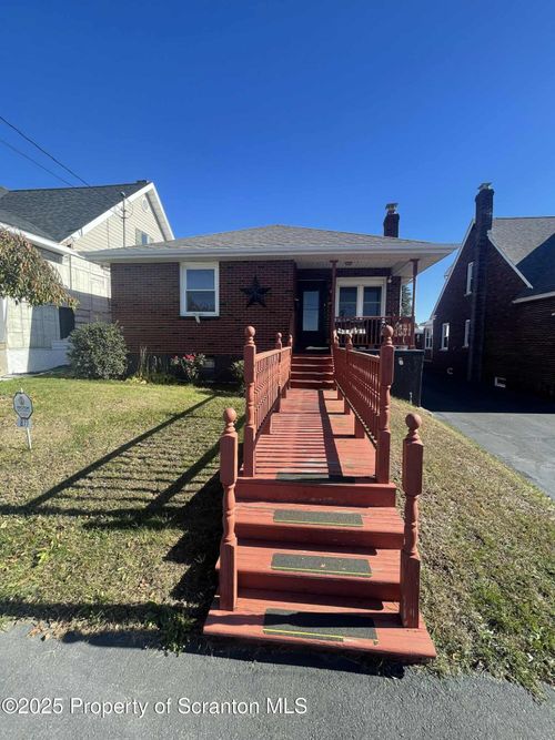 677 Harrison St, Hazleton, PA, 18201-3439 | Card Image