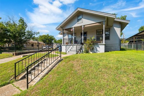 2313 Ross Ave, Fort Worth, TX, 76164-8175 | Card Image