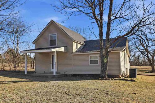 9109 W Lakeview Rd, Stillwater, OK, 74075-1995 | Card Image