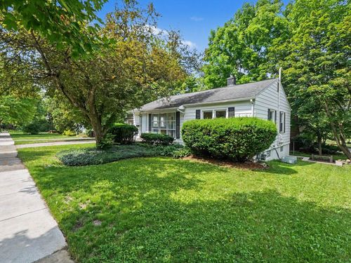 2010 Ferdon Rd, Ann Arbor, MI, 48104-4761 | Card Image