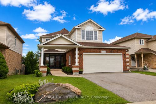 253 Schneller Dr, Baden, ON, N3A2K9 | Card Image