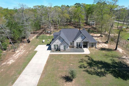 7815 Timber Switch Rd, Cleveland, TX, 77328-8323 | Card Image