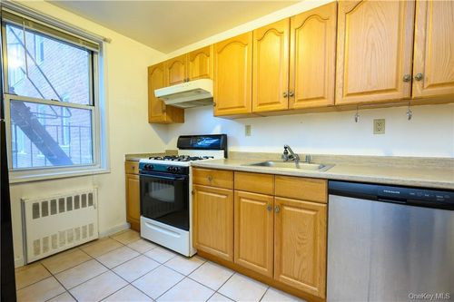 apt-2d-3 Sadore Ln, Yonkers, NY, 10710-4761 | Card Image