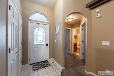 Entry way | Image 2