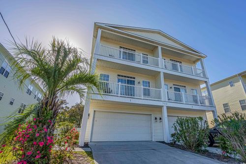 703 37th Ave S, North Myrtle Beach, SC, 29582-4904 | Card Image