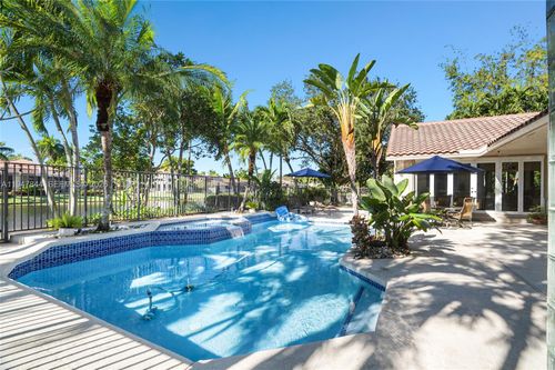 440 Sabal Way, Weston, FL, 33326-3312 | Card Image