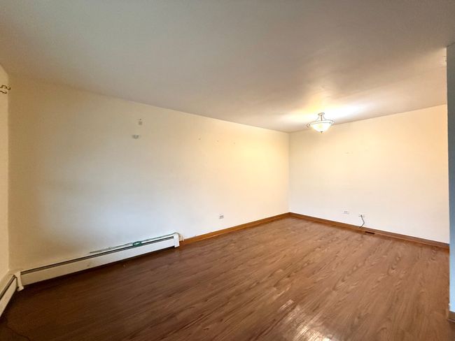 APT-2B - 18350 Torrence Ave, Condo with 1 bedrooms, 1 bathrooms and 1 parking in Lansing IL | Image 4