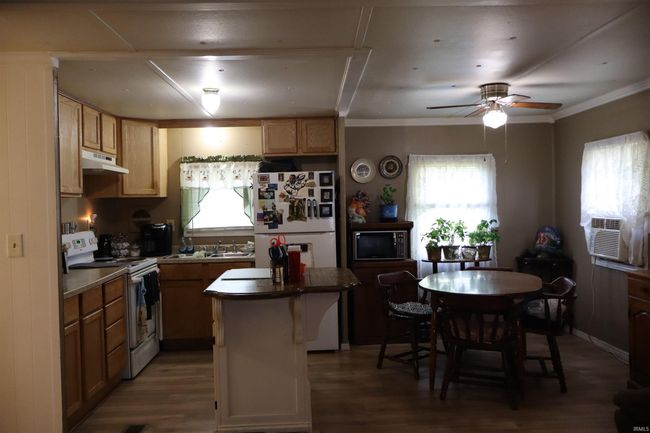 807 E Beardsley St, House other with 3 bedrooms, 1 bathrooms and null parking in Winslow IN | Image 8