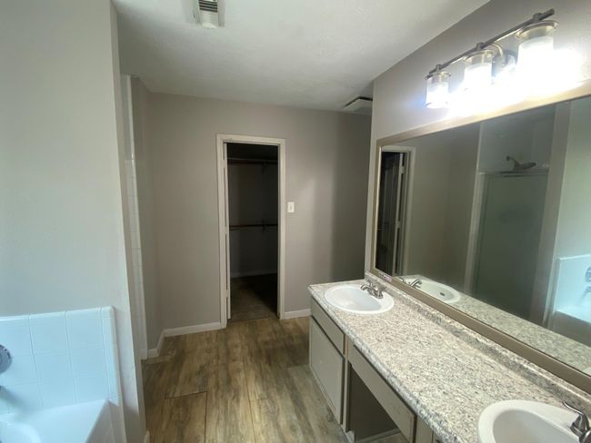 Primary Bath | Image 7