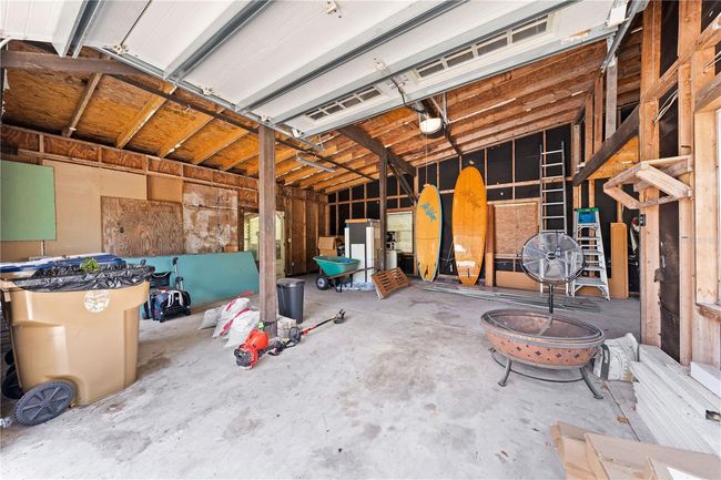 Large Garage Bay | Image 69
