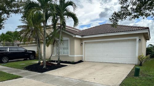 2058 Sw 175th Ave, Miramar, FL, 33029-5526 | Card Image