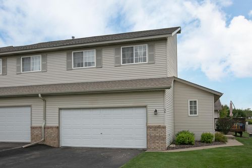 36 Pine Pl, Farmington, MN, 55024-9685 | Card Image